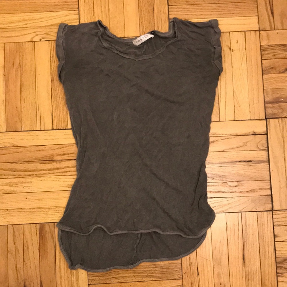 Casual gray top